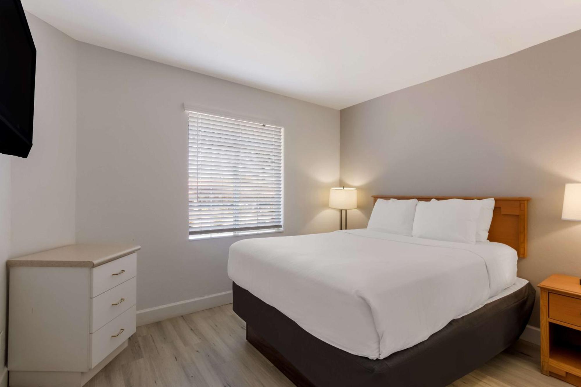 Surestay Plus Hotel By Best Western Tempe University エクステリア 写真