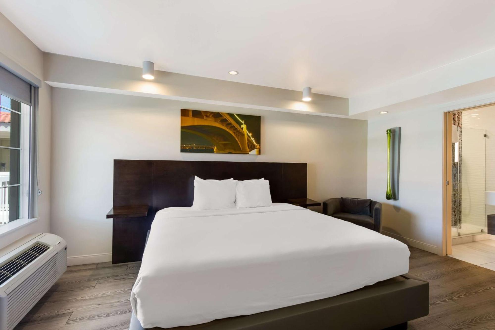 Surestay Plus Hotel By Best Western Tempe University エクステリア 写真