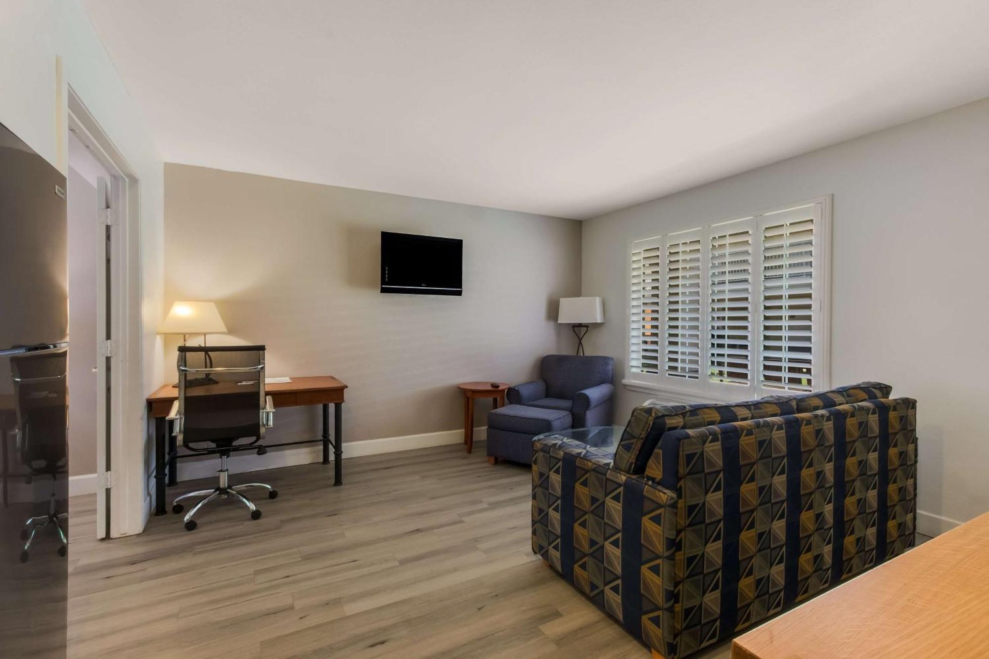 Surestay Plus Hotel By Best Western Tempe University エクステリア 写真